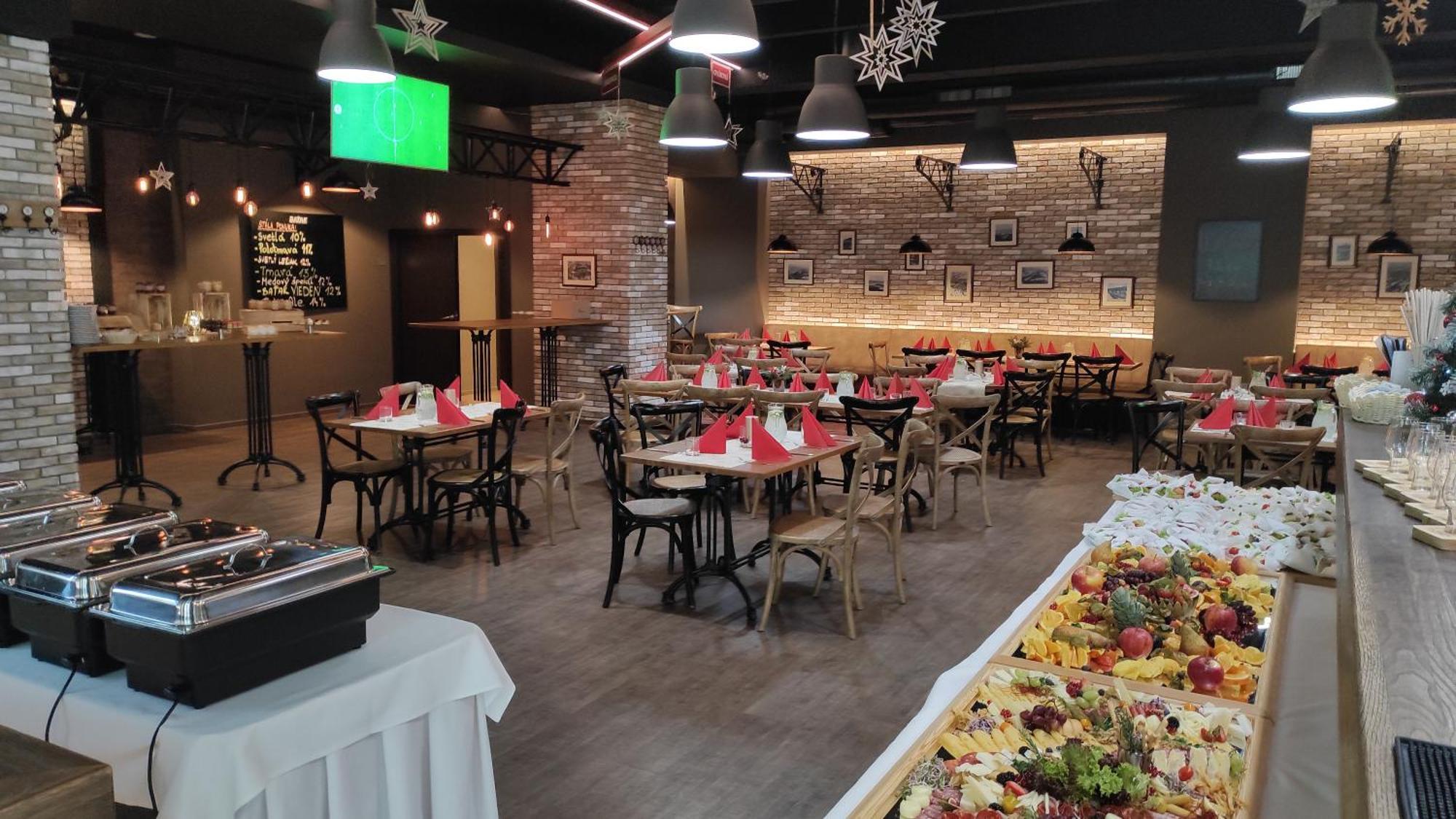 Azul Hotel & Restaurant Партизанске Экстерьер фото